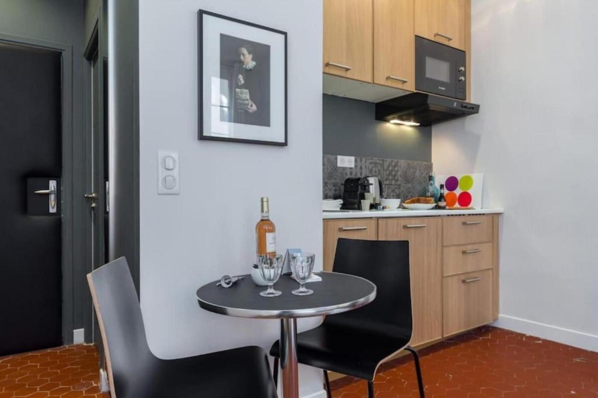Apartment Droite - Bright In The Old Town Nice